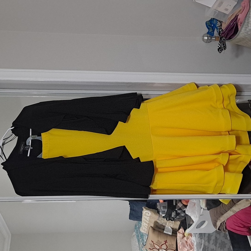 Beautiful and sexy soft jacket and skirt - Picture 6 of 8